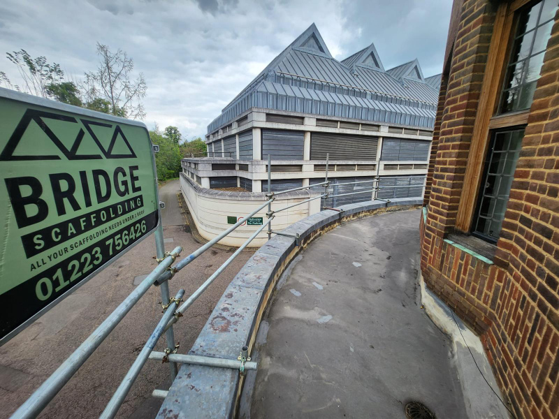 Edge Scaffolding Services Cambridge | Edge Protection | Bridge Scaffolding